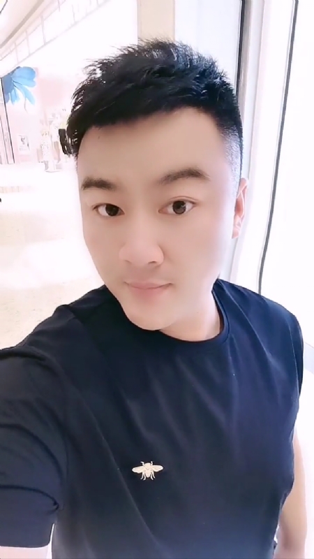 微风徐徐的第一张照片--深圳基督教相亲网