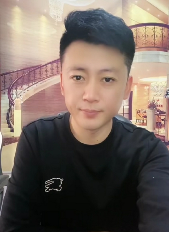 屋顶拾荒人的第三张照片--深圳基督教相亲网