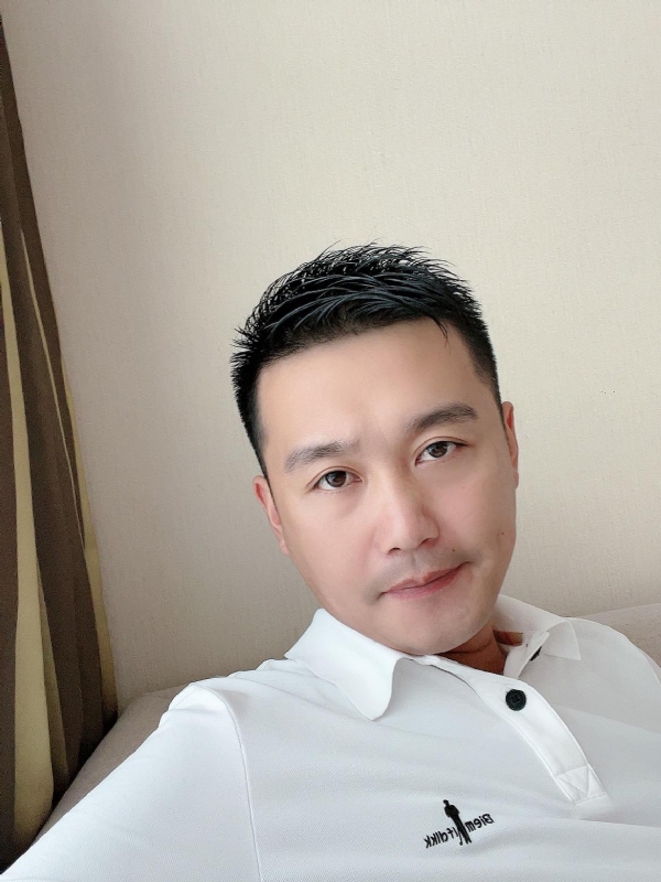 笑望人非的第一张照片--深圳基督教相亲网