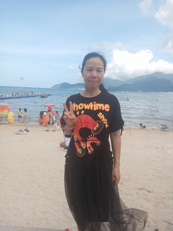 容容的第一张照片--深圳基督教相亲网
