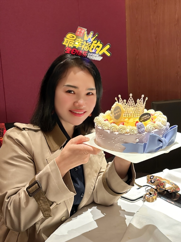 Apple的第一张照片--深圳基督教相亲网